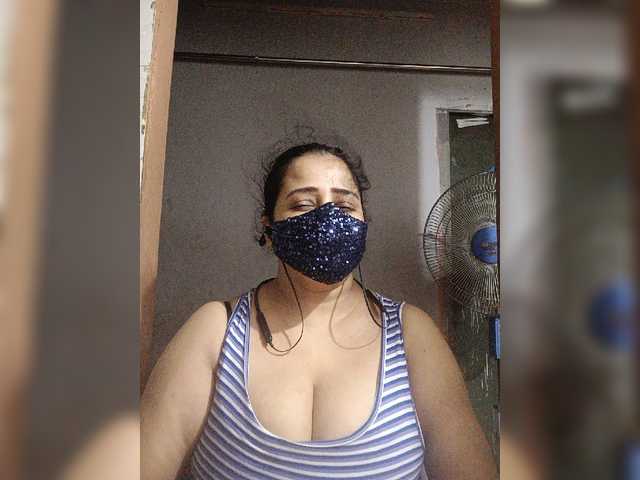 Transliacijos ekrano nuotraukos IndianEsha