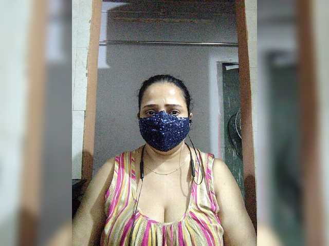 Transliacijos ekrano nuotraukos IndianEsha