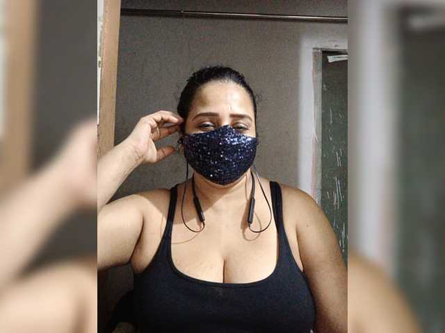 Transliacijos ekrano nuotraukos IndianEsha