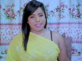 Erotinis vaizdo pokalbis IndianTopaz