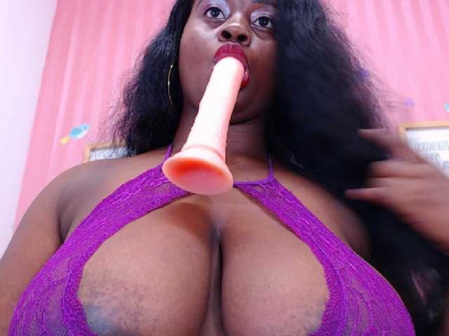 Nuotraukos irisbrown Hello guys! happy day lets make some tricks and #cum with me and play with my #toys #dildo #lovense #ebony #ebano #fuck my #pussy