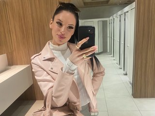 Erotinis vaizdo pokalbis IrisMonn