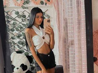 Erotinis vaizdo pokalbis Isa-becc