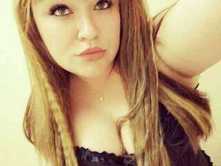 Erotinis vaizdo pokalbis IsabelaRay