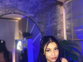 Erotinis vaizdo pokalbis Isabellaa-03