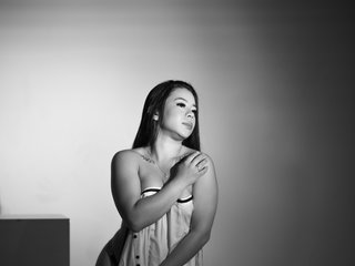 Erotinis vaizdo pokalbis IsabellaGonzalez