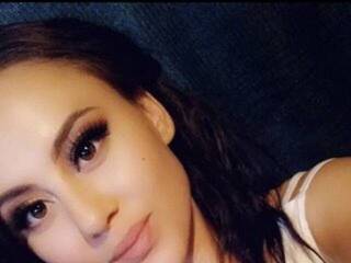 Erotinis vaizdo pokalbis IuliaCherry