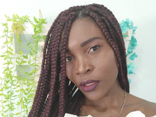 Erotinis vaizdo pokalbis IvoneDiiaz