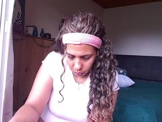 Erotinis vaizdo pokalbis Ivonne-collins33