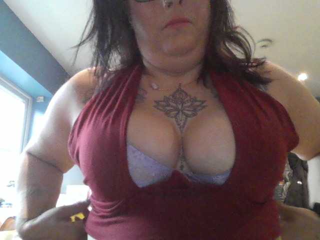 Transliacijos ekrano nuotraukos Ivyivybelle84