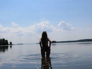 Erotinis vaizdo pokalbis IwannaBeBad