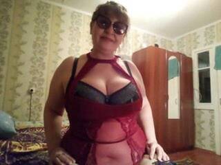 Erotinis vaizdo pokalbis Iya08