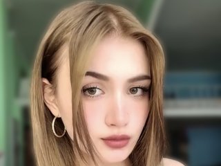 Erotinis vaizdo pokalbis BizzyBeee