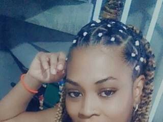 Erotinis vaizdo pokalbis JadaRoss