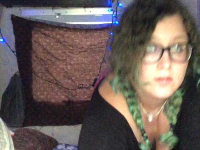 Transliacijos ekrano nuotraukos Jadedmaryjane