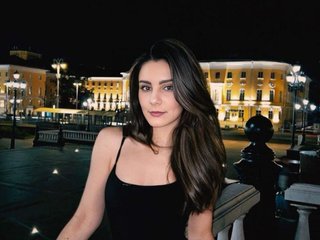 Erotinis vaizdo pokalbis Secret_Smile