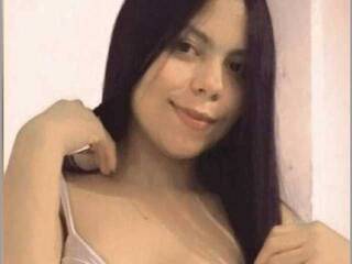 Erotinis vaizdo pokalbis JaneMoore