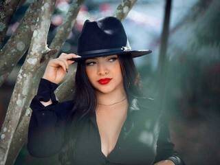 Erotinis vaizdo pokalbis Jannalatifa