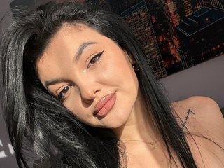 Erotinis vaizdo pokalbis Jasmin-Levi