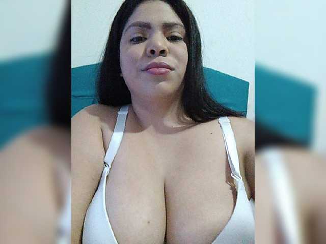 Transliacijos ekrano nuotraukos Jazminhot
