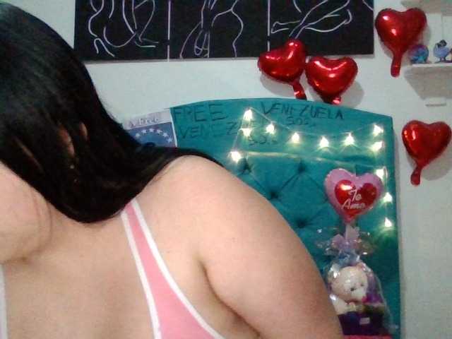Transliacijos ekrano nuotraukos Jazminhot