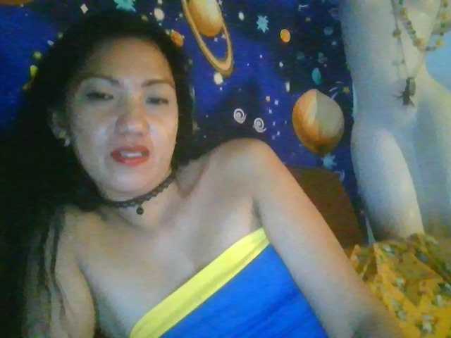 Nuotraukos TinaJade Join me for a hot private chat. Let's have fun together :-) #asian #massage #dancing #chatting