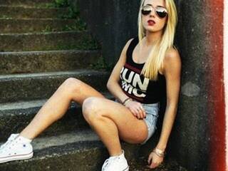 Erotinis vaizdo pokalbis JennaShiny