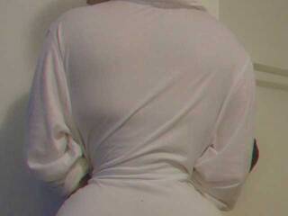 Erotinis vaizdo pokalbis Jesaselene