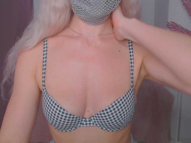 Nuotraukos Jesika-feel undress me and give vibration my lovense on