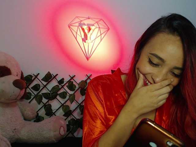 Transliacijos ekrano nuotraukos Jessicaredx