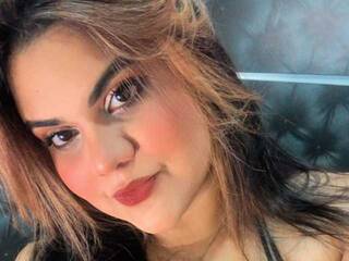 Erotinis vaizdo pokalbis Jessie-Bellucci