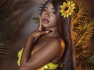 Erotinis vaizdo pokalbis JessyHott