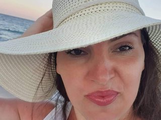 Erotinis vaizdo pokalbis JolieDiane