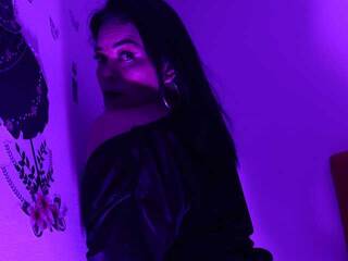 Erotinis vaizdo pokalbis josephine6969