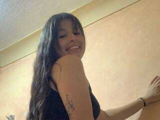 Erotinis vaizdo pokalbis Joyce-Rosse