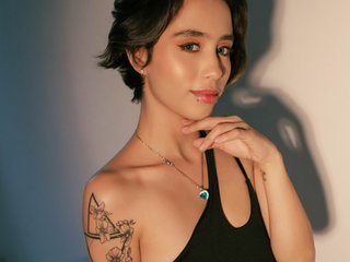 Erotinis vaizdo pokalbis JuanaReed