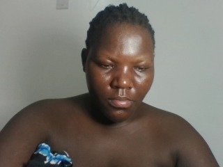 Erotinis vaizdo pokalbis JuicyBlacktits