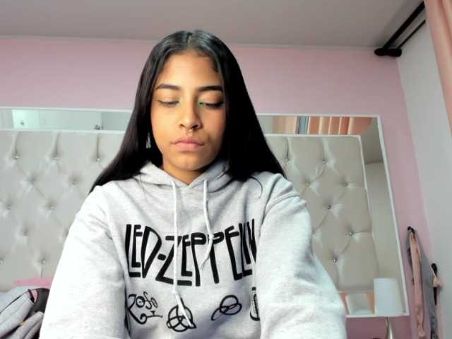 Transliacijos ekrano nuotraukos julia-rose