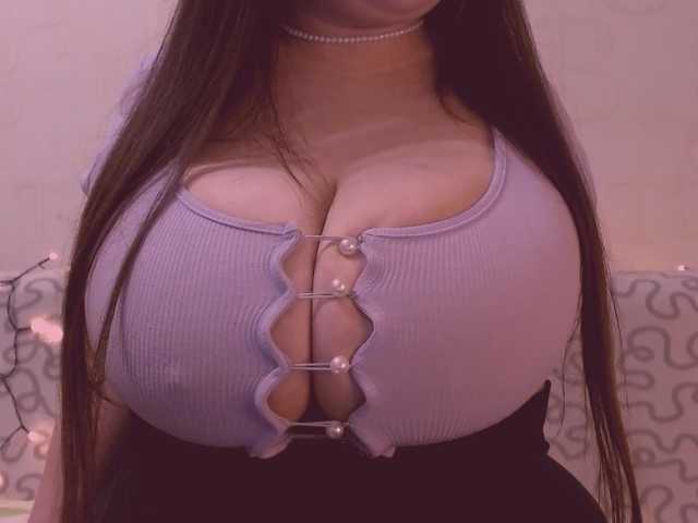 Transliacijos ekrano nuotraukos Spaceboobs