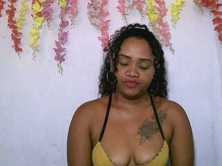 Erotinis vaizdo pokalbis Lovejuju