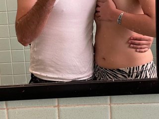 Erotinis vaizdo pokalbis Julietacachondaxxx