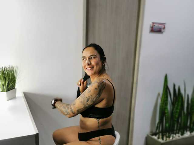 Profilio nuotrauka Julieth-hot