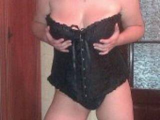 Erotinis vaizdo pokalbis juliya7