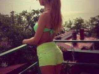 Erotinis vaizdo pokalbis jullilana