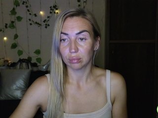 Erotinis vaizdo pokalbis Jullyblondkiss
