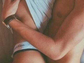 Erotinis vaizdo pokalbis Just-LOVERS