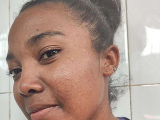 Erotinis vaizdo pokalbis JustHotLove