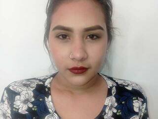 Erotinis vaizdo pokalbis kaia-Brown