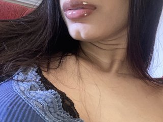 Erotinis vaizdo pokalbis Kalema