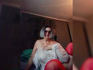 Erotinis vaizdo pokalbis Kamilan-1